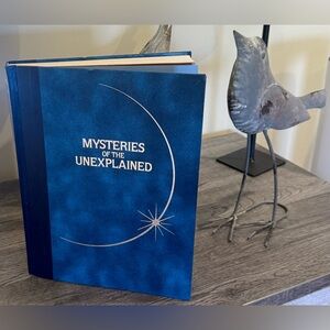 Vintage 1980s Mysteries of the Unexplained Reader’s Digest UFO Paranormal Book